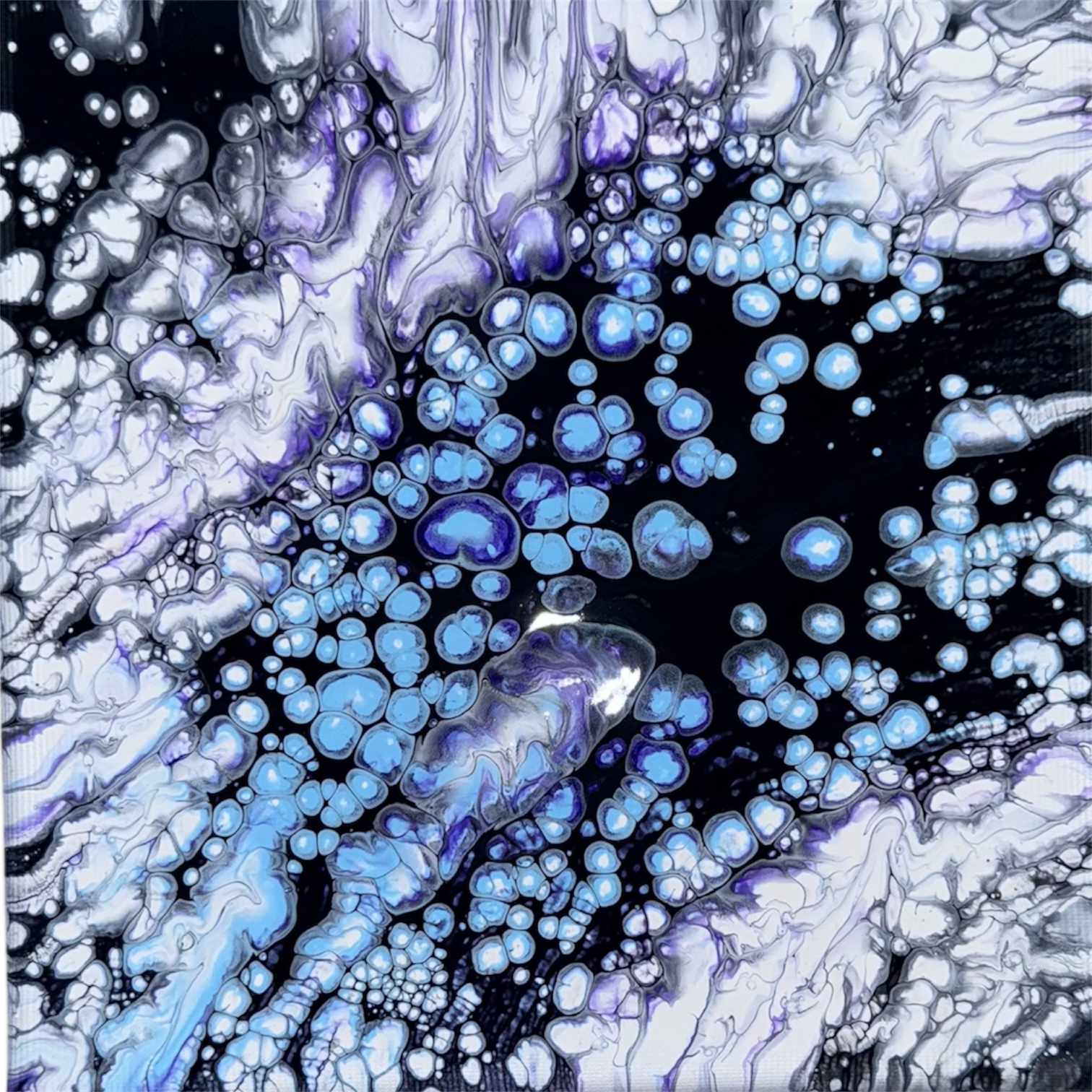 Himmelblaue Perlen